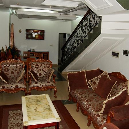 Hotel Residence Jeanne D'Arc Cotonou Eksteriør billede