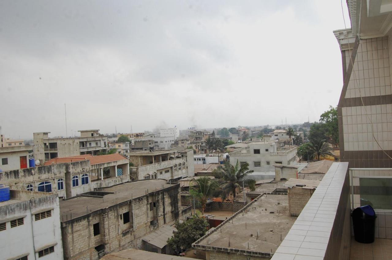 Hotel Residence Jeanne D'Arc Cotonou Eksteriør billede