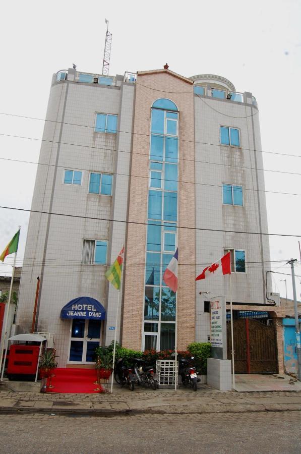 Hotel Residence Jeanne D'Arc Cotonou Eksteriør billede