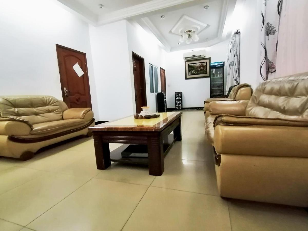 Hotel Residence Jeanne D'Arc Cotonou Eksteriør billede