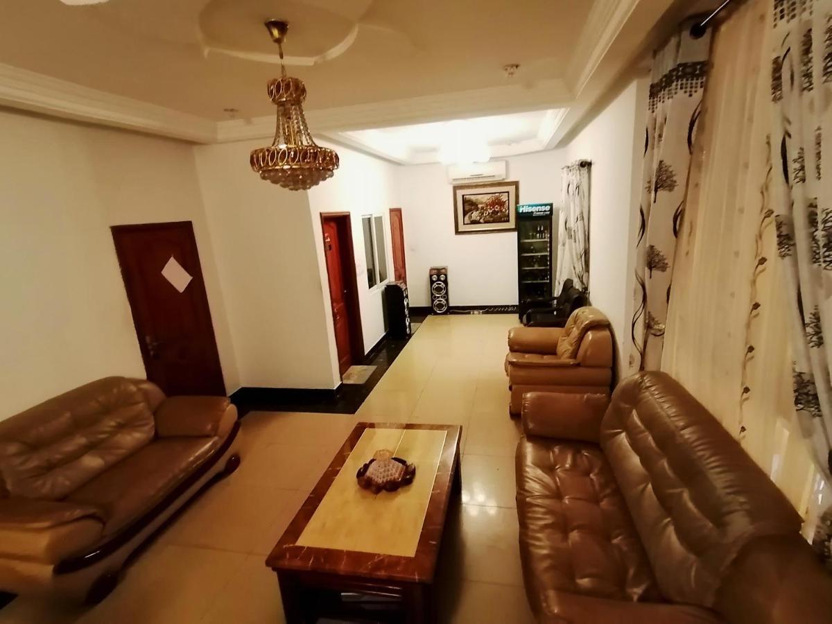 Hotel Residence Jeanne D'Arc Cotonou Eksteriør billede