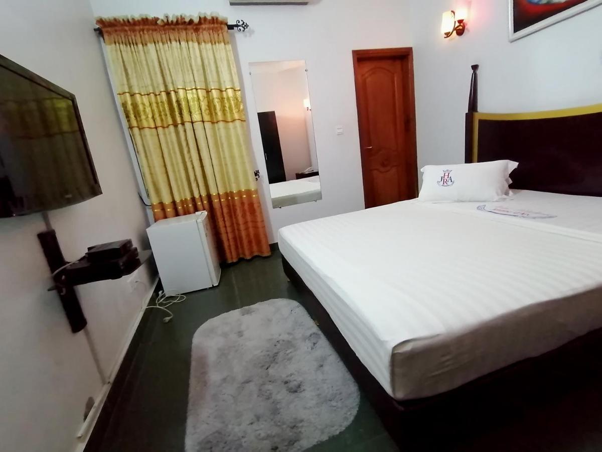 Hotel Residence Jeanne D'Arc Cotonou Eksteriør billede
